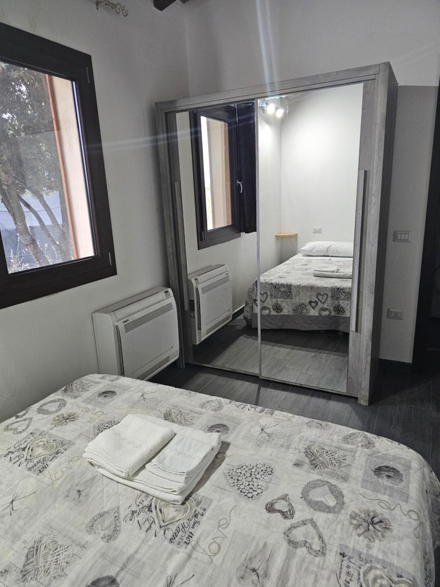 Roby'S House, Vivi La Vacanza In Relax Marrubiu Room photo
